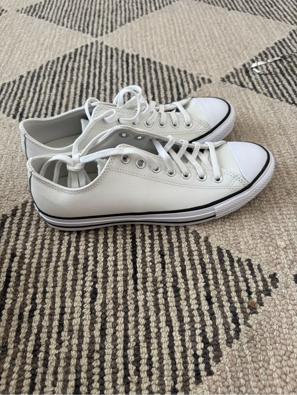 Converse Chuck Taylor All Star Leather Low Top Vintage White Mens 9.5 new